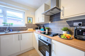 Cathays Heights, by Tŷ SA - A Stylish Spacious 2 bed Apartment. Convenient for City Centre & Hospital.
